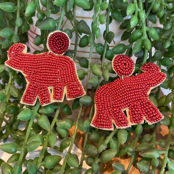 Alabama Football Roll Tide Crimson Gameday Elephant Burgundy Mascot Earrings NEW - Picture 3 of 3